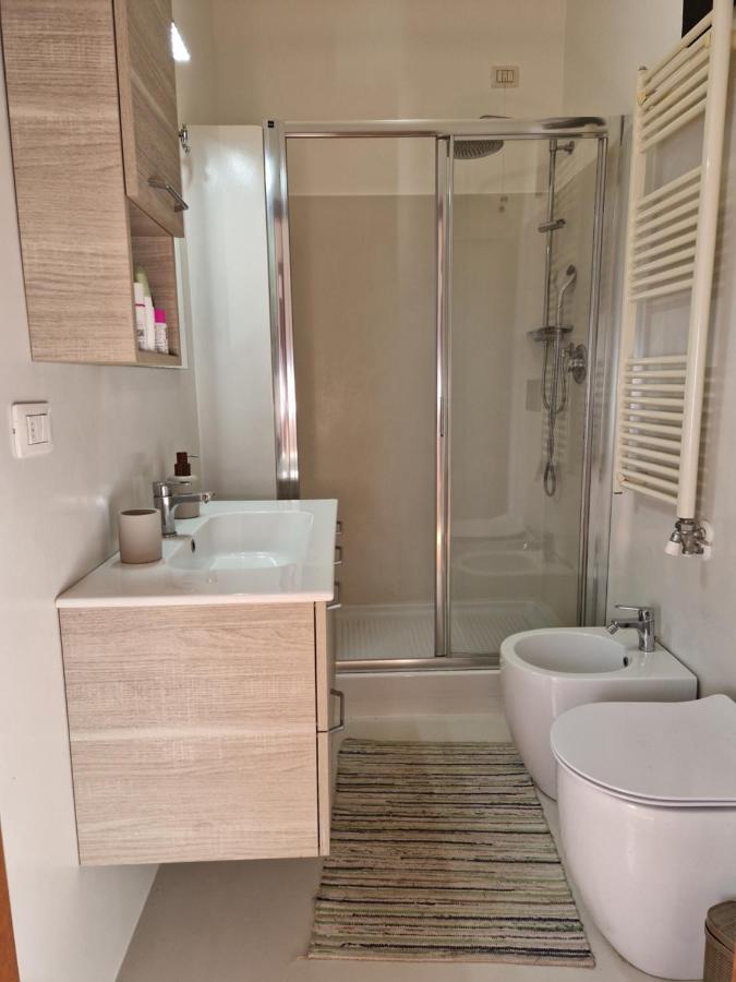 מילאנו Modern Bright And Central Apartment מראה חיצוני תמונה